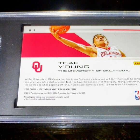 Trae Young RC 2018-19 Panini Contenders Draft Picks School Colors #6 Sgc Mint 9 - Picture 2 of 2